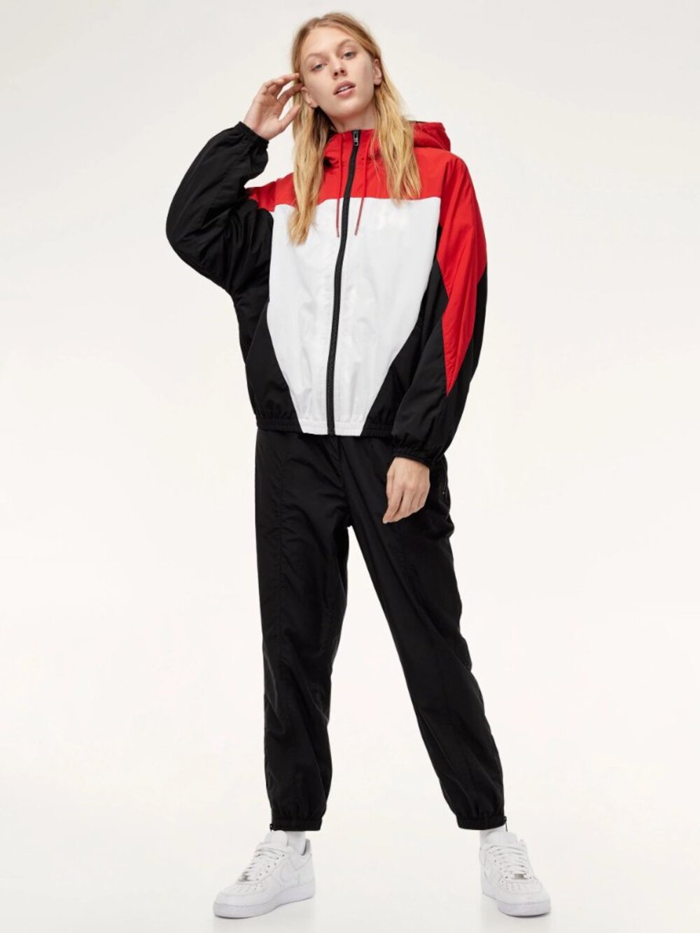 Aritzia Tna Mcsweeney Red White Black Anorak Jacket Size M